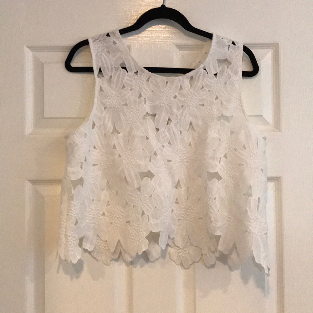 Cropped flower top